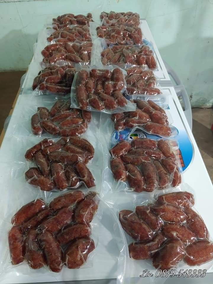 Lạp xưởng tươi